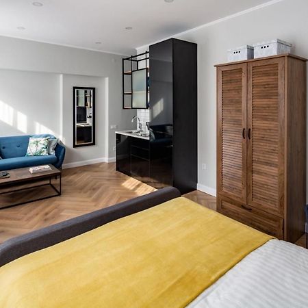 Братів Рогатинців 9/1 Lviv Extérieur photo